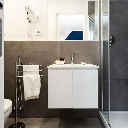 Aurora 利尼亚诺萨比亚多罗