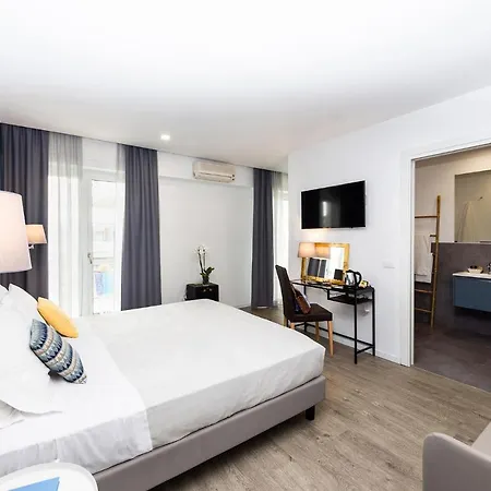 Aurora 3* 利尼亚诺萨比亚多罗