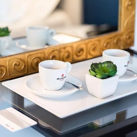 Aurora Hotel 3*
